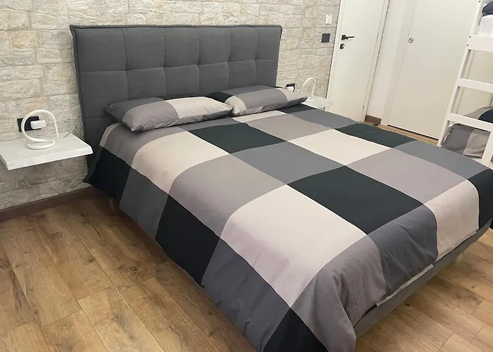 Pensionat Estia's House 4*